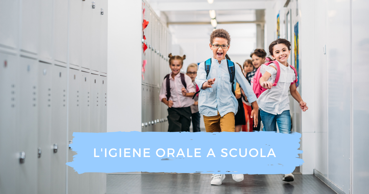 igiene orale a scuola per i bambini che corrono